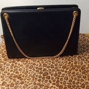 Elegant  Vintage Saks Black Leather Handbag with Gold Chain